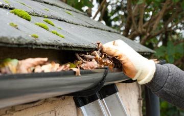 gutter cleaning Chilham, Kent